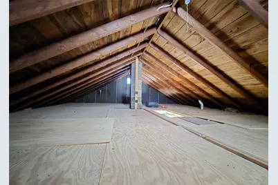 393 McConnell Avenue, Bayport, NY 11705 - Photo 12