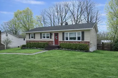 40 Poplar Drive, Monroe, NY 10950 - Photo 2