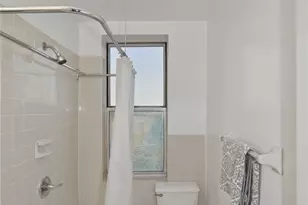 472 Gramatan Ave, Mount Vernon, NY 10552 - Photo 8