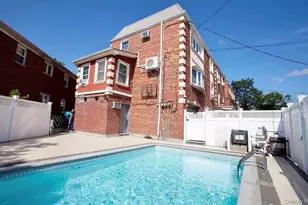 154-61 20th Ave, Whitestone, NY 11357 - Photo 18