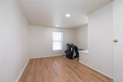 11 Lee Court, Great Neck, NY 11024 - Photo 8