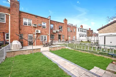 16108 Booth Memorial Avenue, Flushing, NY 11365 - Photo 16