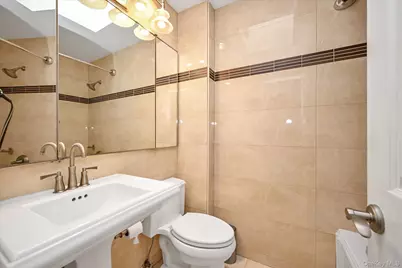 16108 Booth Memorial Avenue, Flushing, NY 11365 - Photo 14