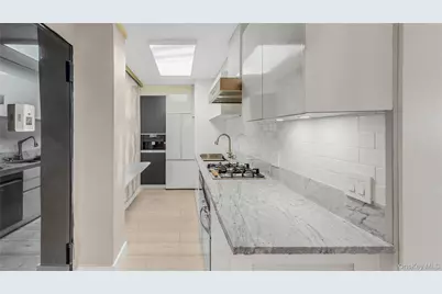 52-40 39th Drive #10C, Woodside, NY 11377 - Photo 6