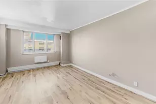 52-40 39th Dr, Woodside, NY 11377 - Photo 12