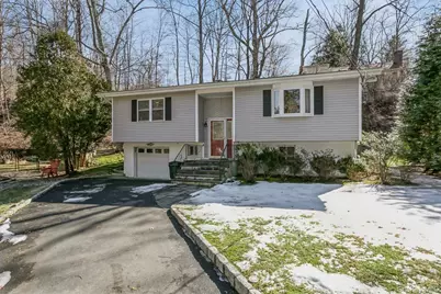 33 Brookside Place, Pleasantville, NY 10570 - Photo 2