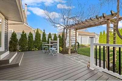 13 Spruce Street, Hicksville, NY 11801 - Photo 20