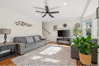 13 Spruce Street, Hicksville, NY 11801 - Photo 8