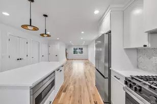 27 Elizabeth Ct, Hempstead, NY 11550 - Photo 14