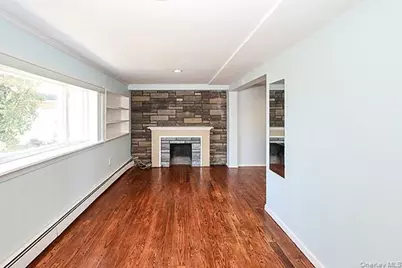 1084 Hicksville Road, Massapequa, NY 11783 - Photo 18