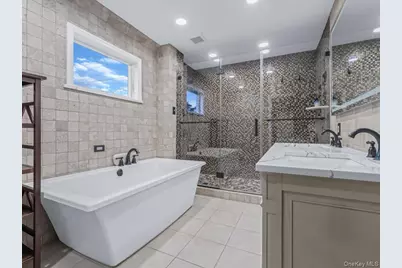 16 Kenilworth Road, Mineola, NY 11501 - Photo 28