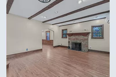 16 Kenilworth Road, Mineola, NY 11501 - Photo 4