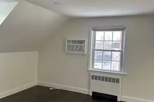 106 Bregman Ave, New Hyde Park, NY 11040 - Photo 2