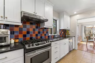 21 Tulip Tree Ln, Mamaroneck, NY 10543 - Photo 18