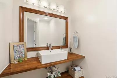 21 Tulip Tree Lane, Mamaroneck, NY 10543 - Photo 6