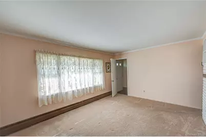 471 Division Avenue, Hicksville, NY 11801 - Photo 12