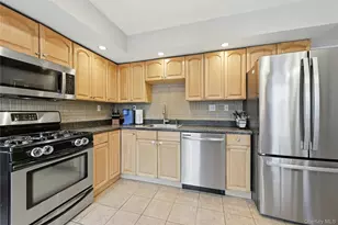 12 Wilson Ave, East Moriches, NY 11940 - Photo 10