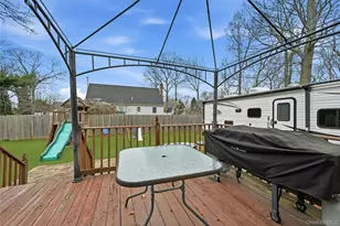 12 Wilson Ave, East Moriches, NY 11940 - Photo 20