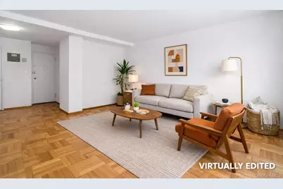 21-80 33rd Road #6B, Astoria, NY 11106 - Photo 1