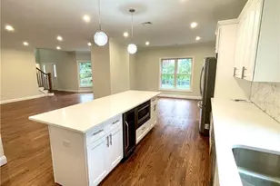 1 Kewanee Rd, New Rochelle, NY 10804 - Photo 12