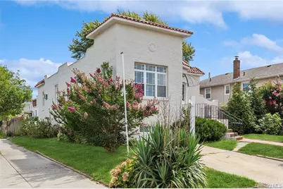 720 Franklin Boulevard, Long Beach, NY 11561 - Photo 4