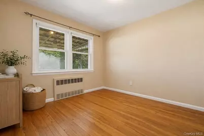 1719 William Street, Merrick, NY 11566 - Photo 22