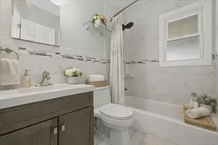 1719 William St, Merrick, NY 11566 - Photo 18