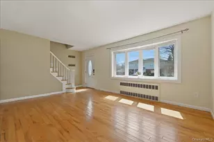 1719 William St, Merrick, NY 11566 - Photo 10