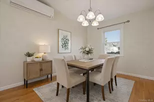 1719 William St, Merrick, NY 11566 - Photo 14