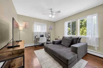 19 Apple Hill Drive, Cortlandt Manor, NY 10567 - Photo 18