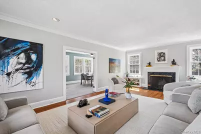 107 Crawford Terrace, New Rochelle, NY 10804 - Photo 6