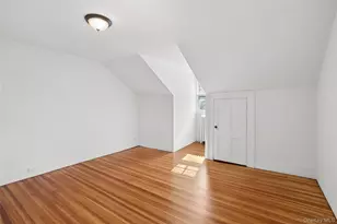 208 Wheatley Rd, Old Westbury, NY 11568 - Photo 24