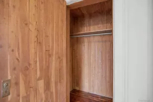 208 Wheatley Rd, Old Westbury, NY 11568 - Photo 30