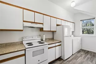 208 Wheatley Rd, Old Westbury, NY 11568 - Photo 6