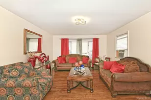 32 Coolidge St, Bellmore, NY 11710 - Photo 4