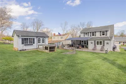 87 N Magnolia Street, Pearl River, NY 10965 - Photo 18