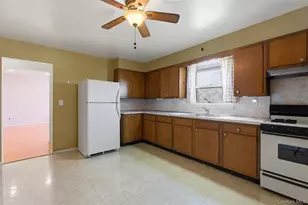 166 Park Hill Ave, Yonkers, NY 10705 - Photo 8