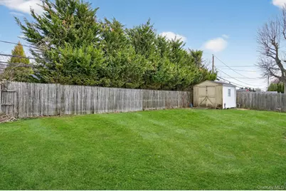 21 Jonquill Lane, Kings Park, NY 11754 - Photo 28