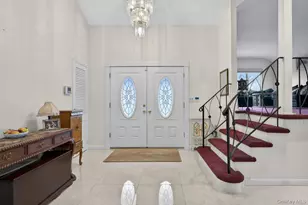 21 Jonquill Ln, Kings Park, NY 11754 - Photo 4