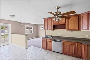 35 Timber Trail Ln, Medford, NY 11763 - Photo 12