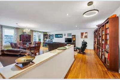 162-41 Powells Cove Boulevard #2J, Whitestone, NY 11357 - Photo 8