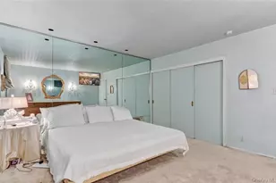 37 Patton Blvd, New Hyde Park, NY 11040 - Photo 16