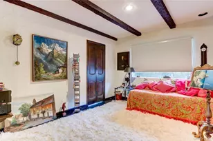 37 Patton Blvd, New Hyde Park, NY 11040 - Photo 14