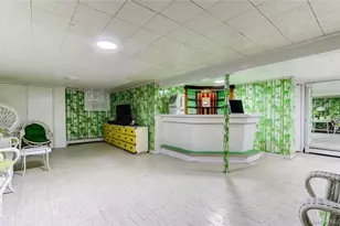 37 Patton Blvd, New Hyde Park, NY 11040 - Photo 20