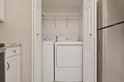 113 Hickory Lane, Levittown, NY 11756 - Photo 8