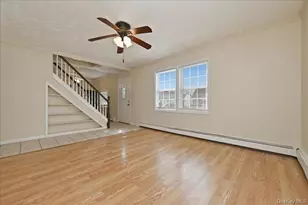 113 Hickory Ln, Levittown, NY 11756 - Photo 2