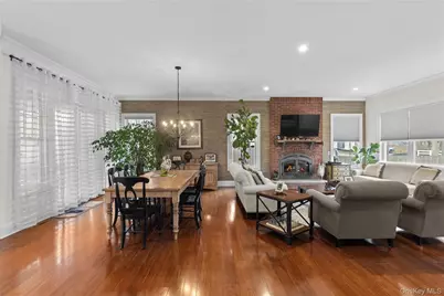 360 Masters Road, Laurel, NY 11948 - Photo 18