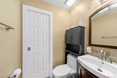 50 Penn Street, Port Jefferson Station, NY 11776 - Photo 18