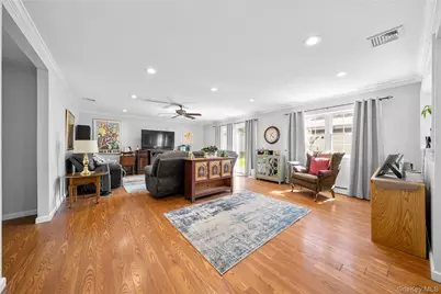 50 Penn Street, Port Jefferson Station, NY 11776 - Photo 10