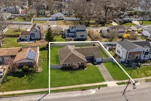 50 Penn St, Port Jefferson Station, NY 11776 - Photo 2